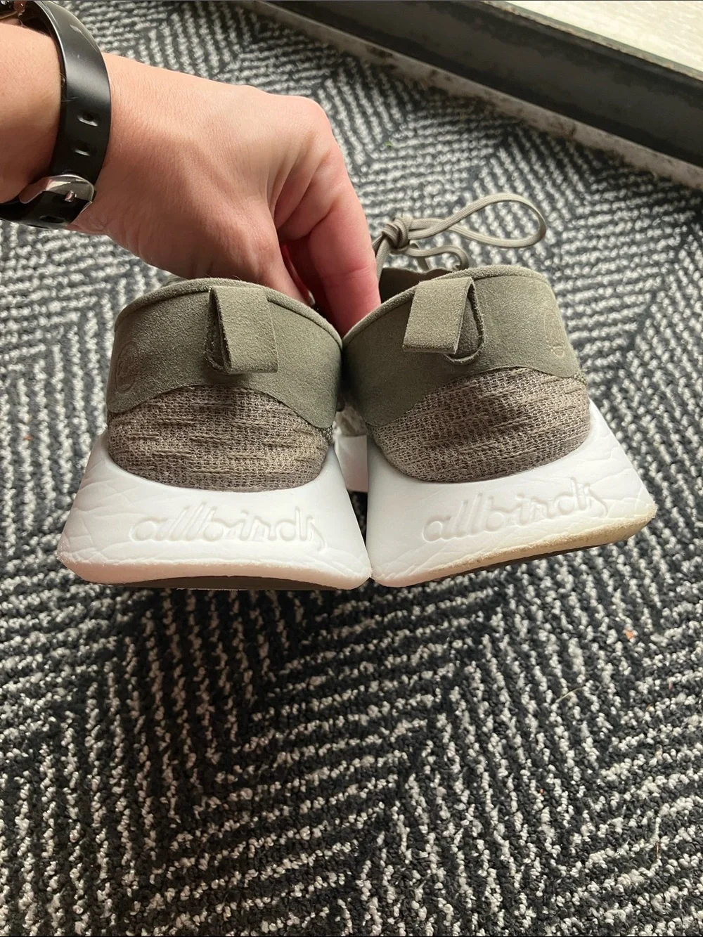 Allbirds women’s Lightweight Knit Casual Sneakers - Olive